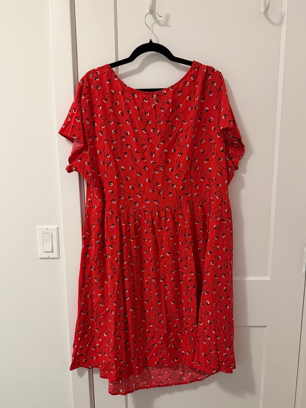 Old Navy Red Short Sleeve Floral-Print Dress